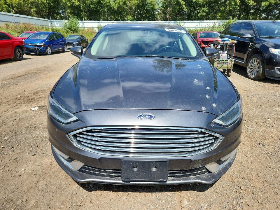 Photo 5 from auction – 2017 FORD FUSION with VIN 3FA6P0PU7HR202303