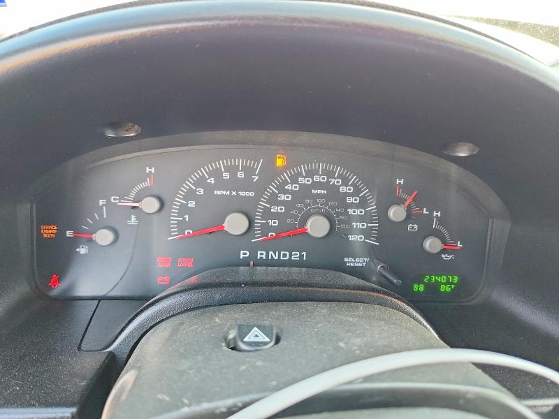 Photo 9 from auction – 2003 FORD EXPEDITION with VIN 1FMRU15W63LB92439