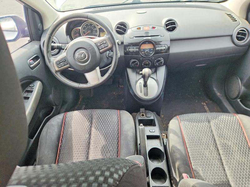 Photo 8 from auction – 2011 MAZDA MAZDA 2 with VIN JM1DE1HY5B0102237