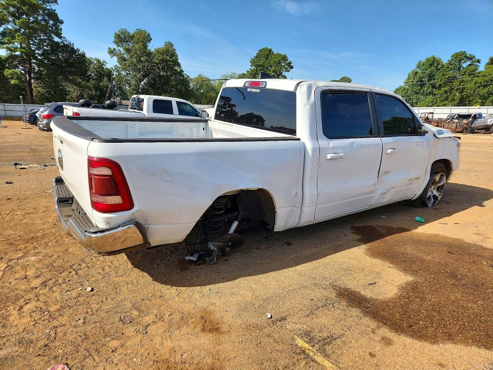 Фото 3 с аукциона – 2024 RAM 1500 с VIN 1C6RREJTXRN220109