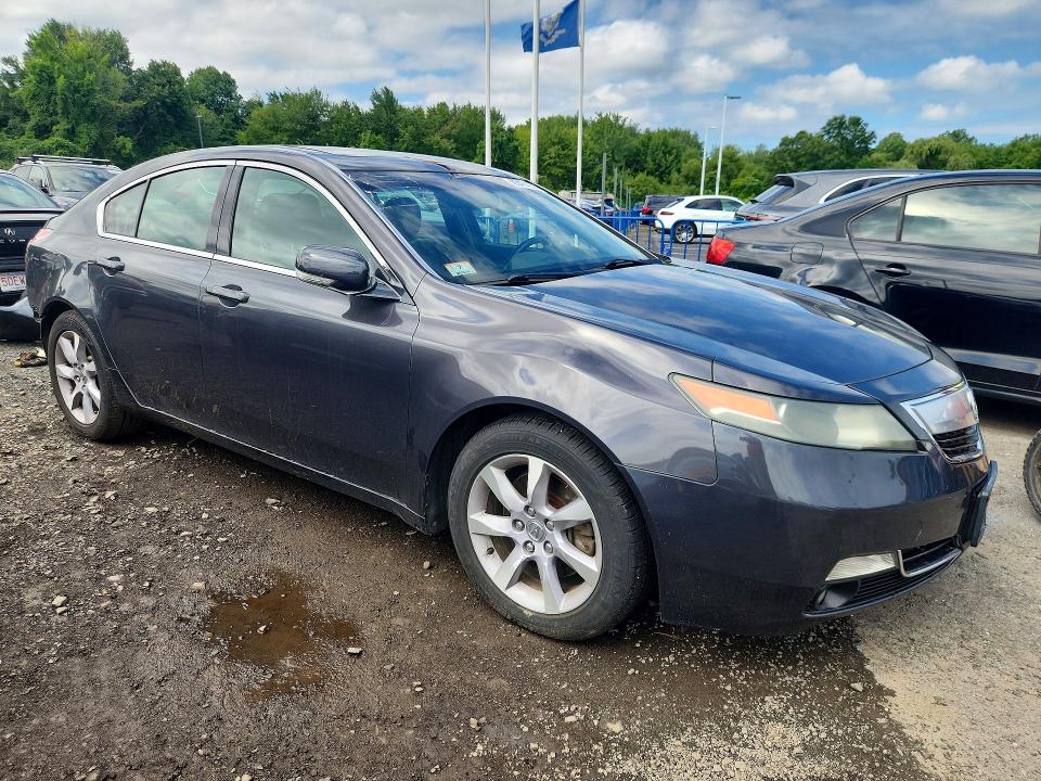 Photo 4 from auction – 2013 ACURA TL with VIN 19UUA8F22DA009581