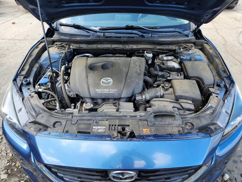 Photo 11 from auction – 2018 MAZDA 3 with VIN 3MZBN1U75JM196424