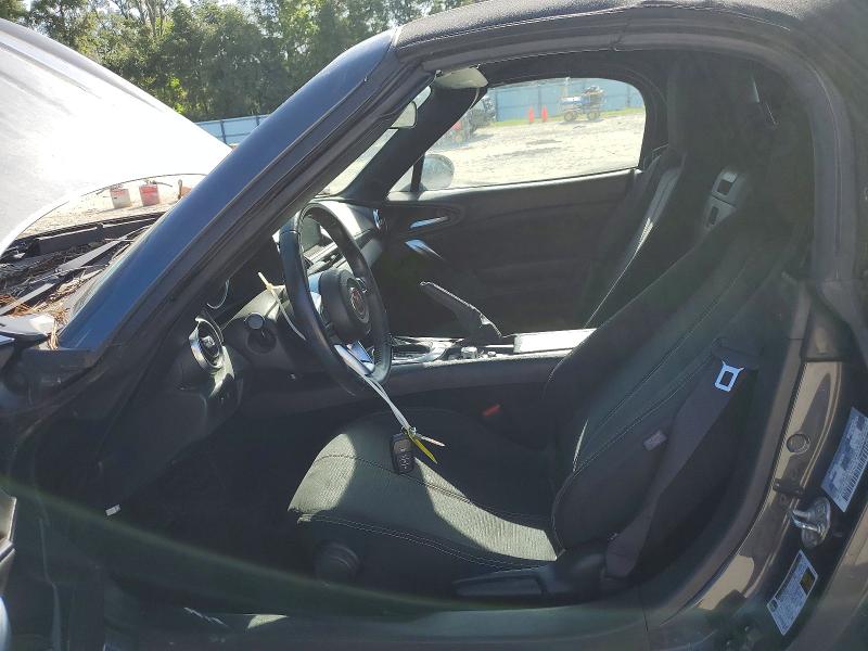Photo 7 from auction – 2018 FIAT 124 SPIDER with VIN JC1NFAEK2J0133894