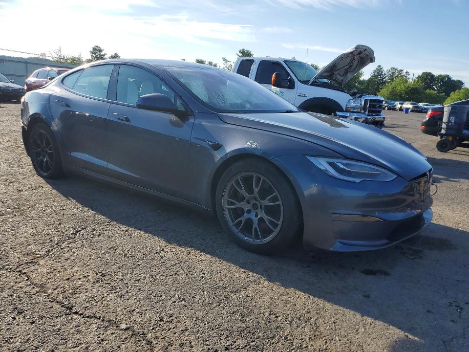 Photo 4 from auction – 2021 TESLA MODEL S with VIN 5YJSA1E53MF453147