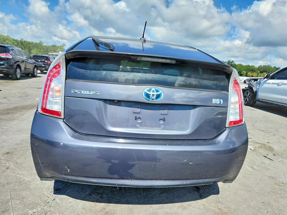 Photo 6 from auction – 2013 TOYOTA PRIUS with VIN JTDKN3DUXD1630424