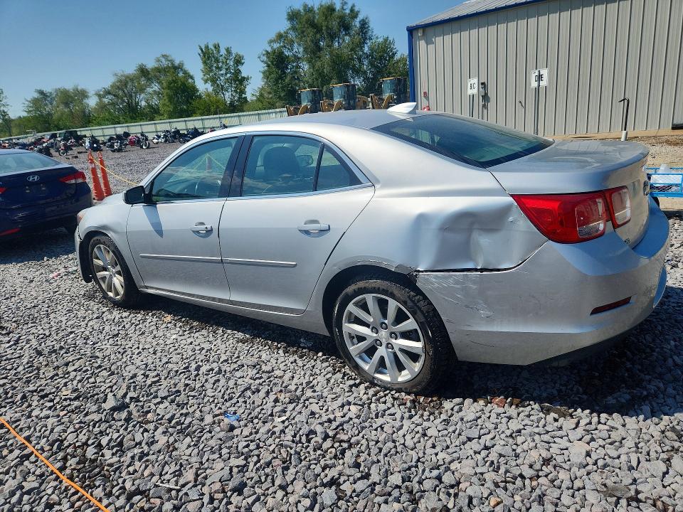 Photo 2 from auction – 2015 CHEVROLET MALIBU with VIN 1G11D5SL8FF323031