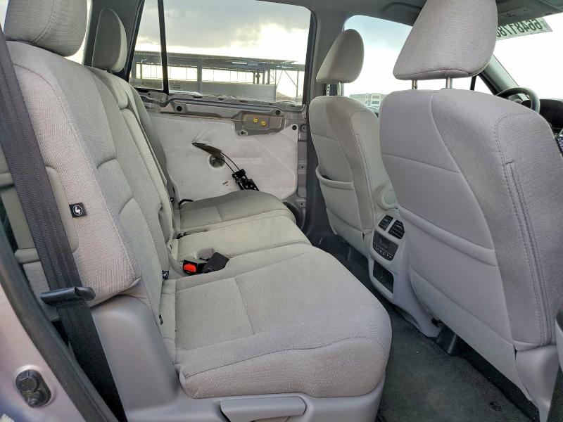 Photo 10 from auction – 2016 HONDA PILOT with VIN 5FNYF5H37GB049544