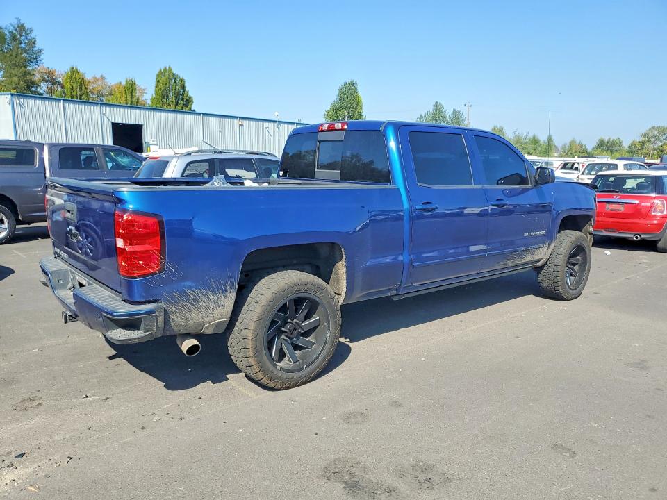 Photo 3 from auction – 2017 CHEVROLET SILVERADO with VIN 3GCUKREC8HG200036