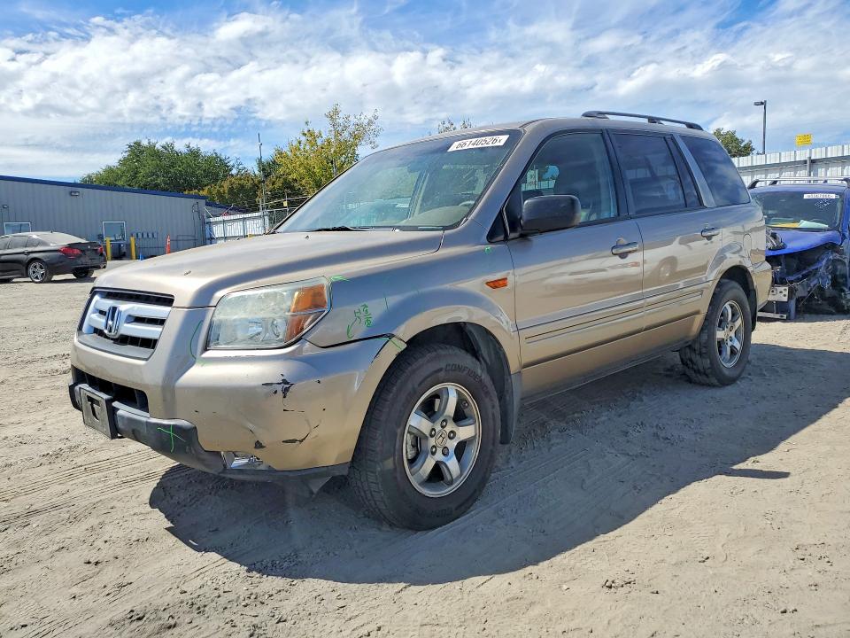 HONDA PILOT 2006 with VIN 5FNYF28726B025894 - Photo from auction