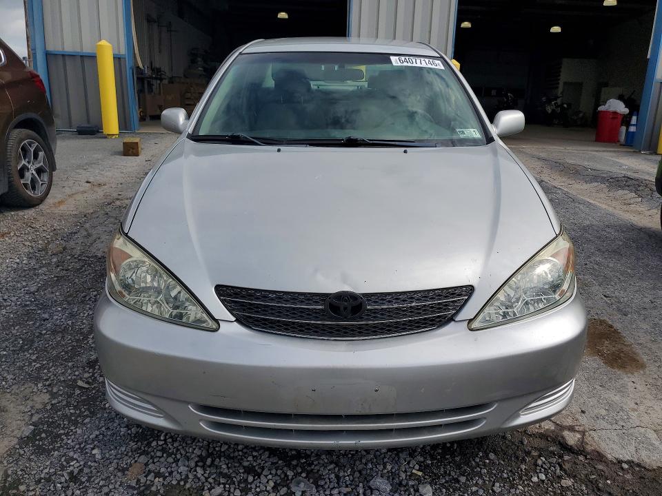Photo 5 from auction – 2003 TOYOTA CAMRY with VIN 4T1BE30K03U146100