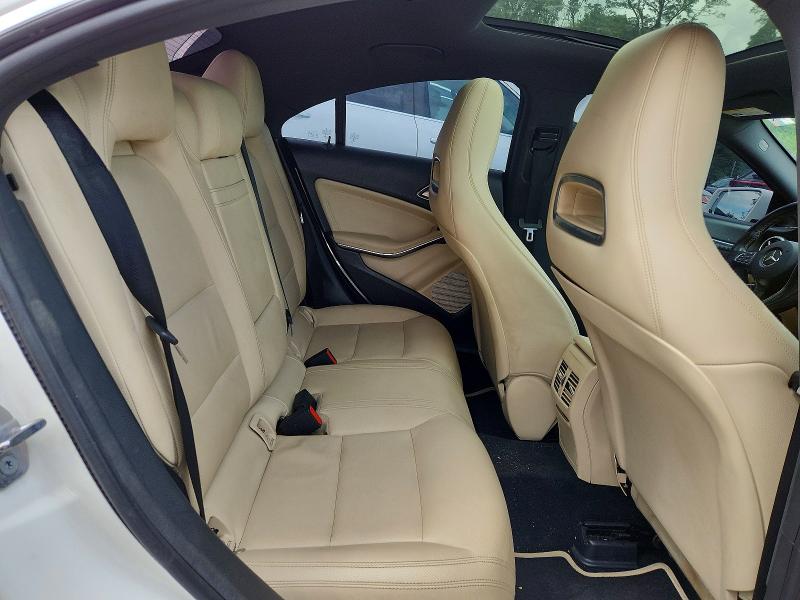 Photo 10 from auction – 2019 MERCEDES-BENZ CLA with VIN WDDSJ4EB5KN735060