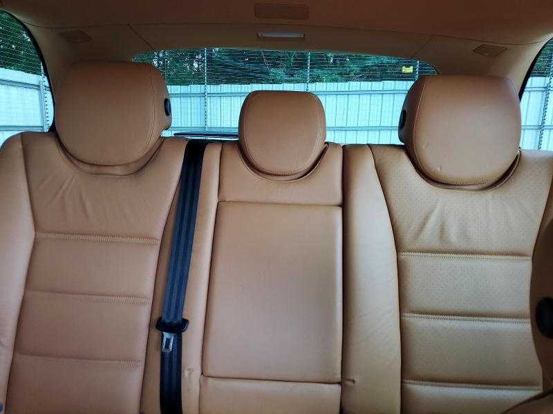 Photo 10 from auction – 2004 PORSCHE CAYENNE with VIN WP1AB29P84LA73646
