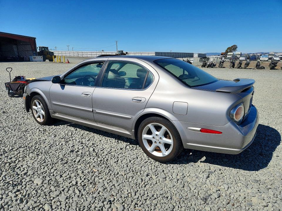Photo 2 from auction – 2002 NISSAN MAXIMA with VIN JN1DA31D92T448646