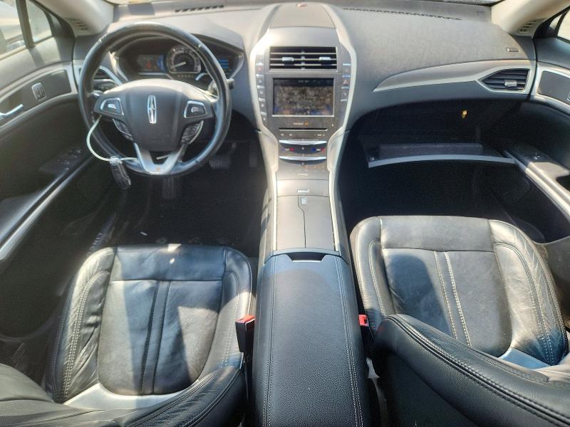 Photo 8 from auction – 2016 LINCOLN MKZ with VIN 3LN6L2LU3GR617748
