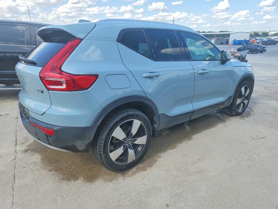 Photo 3 from auction – 2019 VOLVO XC40 with VIN YV4162XZ1K2013251