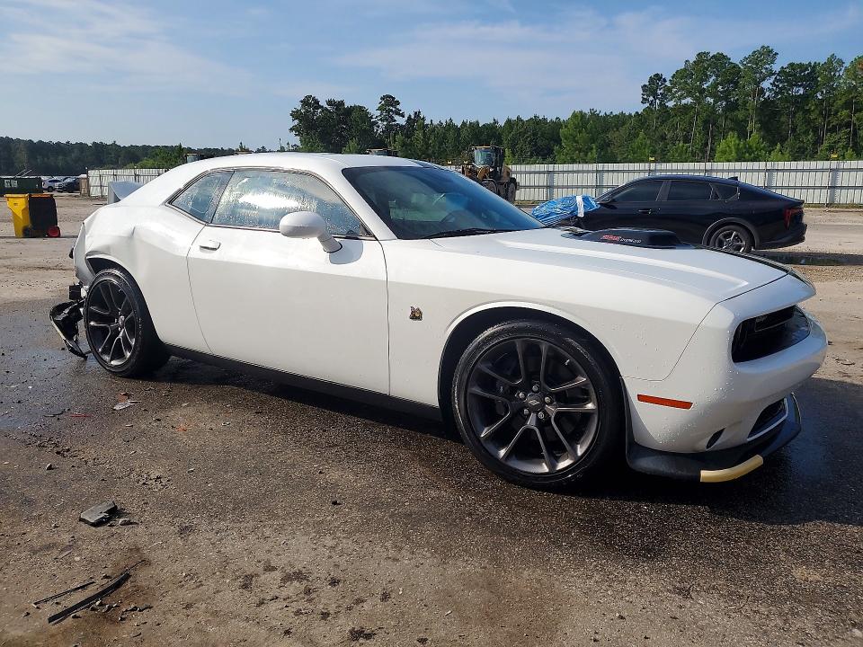 Photo 4 from auction – 2023 DODGE CHALLENGER with VIN 2C3CDZFJ7PH512533