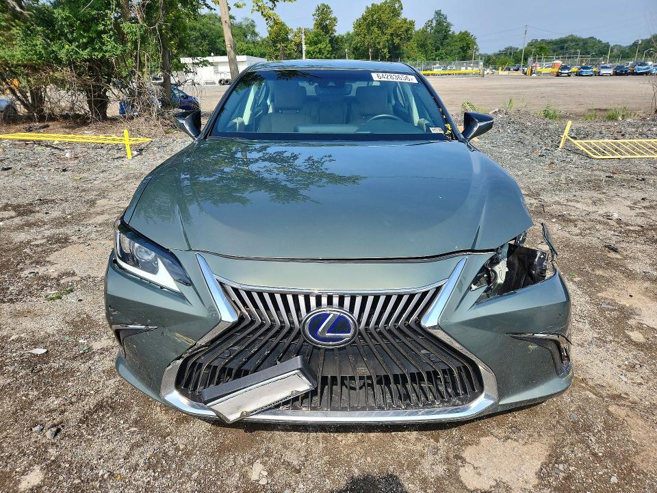 Photo 5 from auction – 2021 LEXUS ES with VIN 58AEA1C1XMU006159