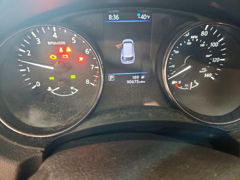 Photo 9 from auction – 2018 NISSAN ROGUE with VIN 5N1AT2MV4JC830005