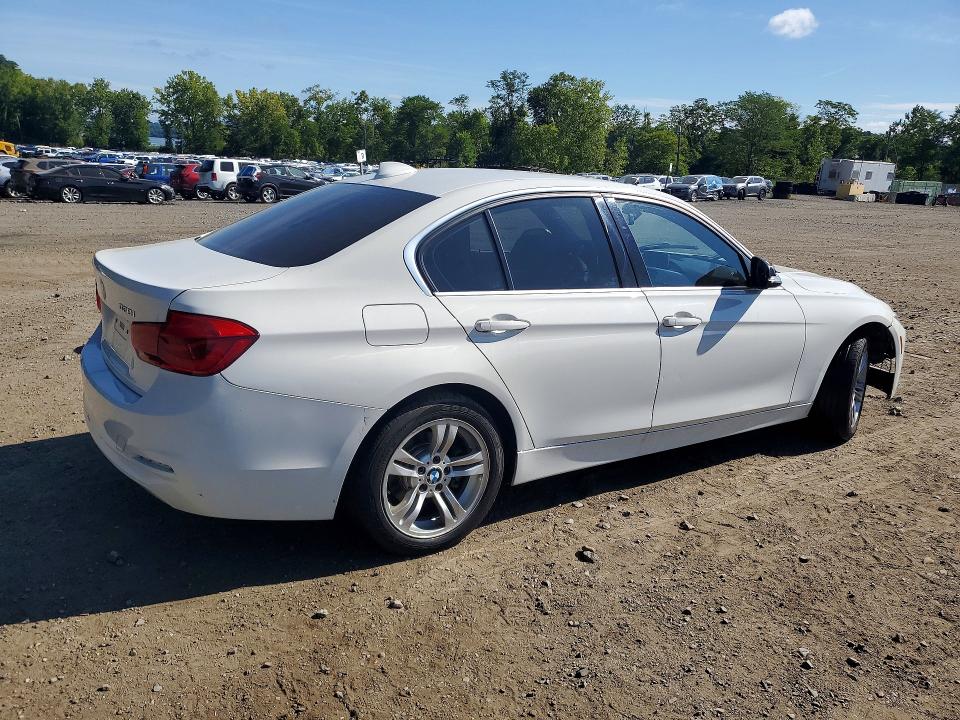 Photo 3 from auction – 2018 BMW 330 with VIN WBA8D9C50JEB35793