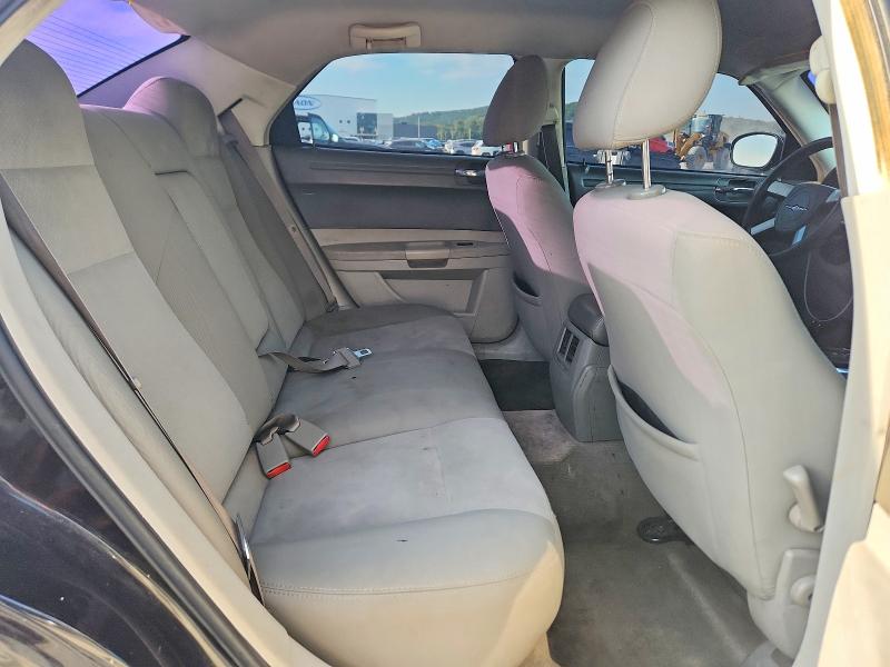 Photo 10 from auction – 2008 CHRYSLER 300 with VIN 2C3KA43R18H159046