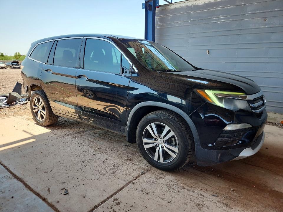 Фото 4 с аукциона – 2017 HONDA PILOT с VIN 5FNYF5H39HB035663