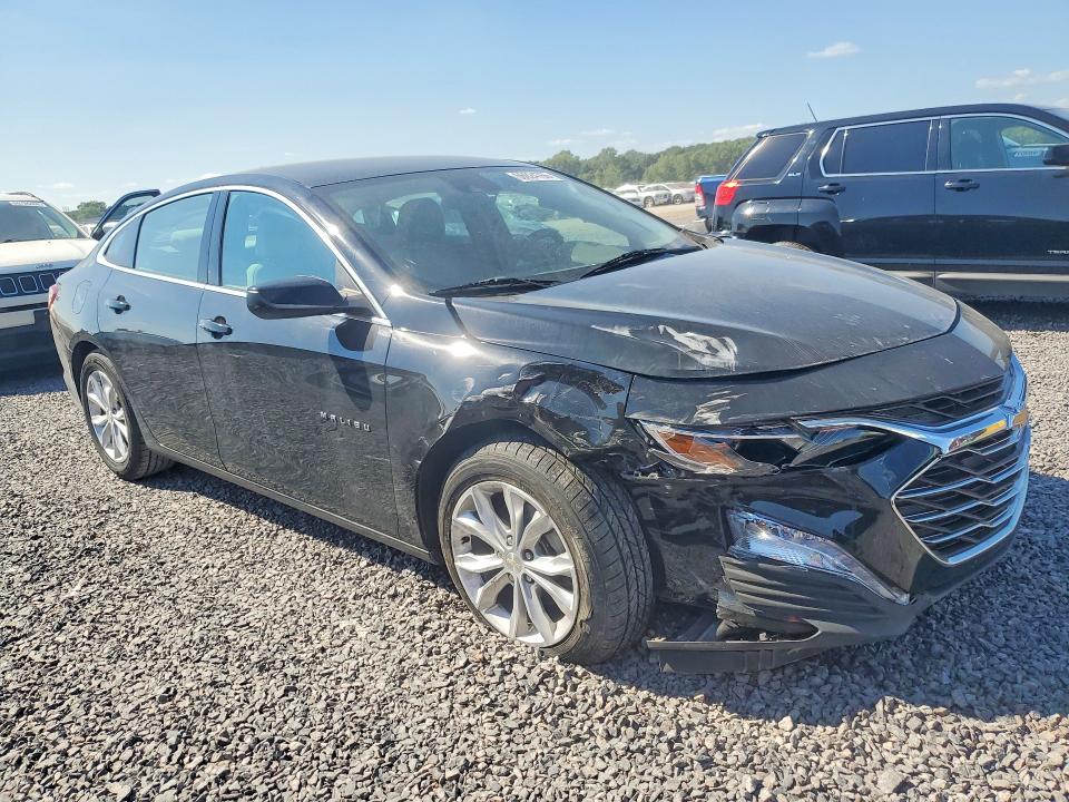 Photo 4 from auction – 2020 CHEVROLET MALIBU with VIN 1G1ZD5ST7LF063221