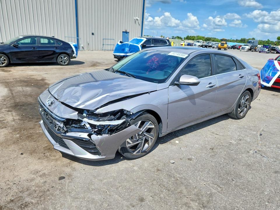 2025 HYUNDAI ELANTRA - Търг №64198366