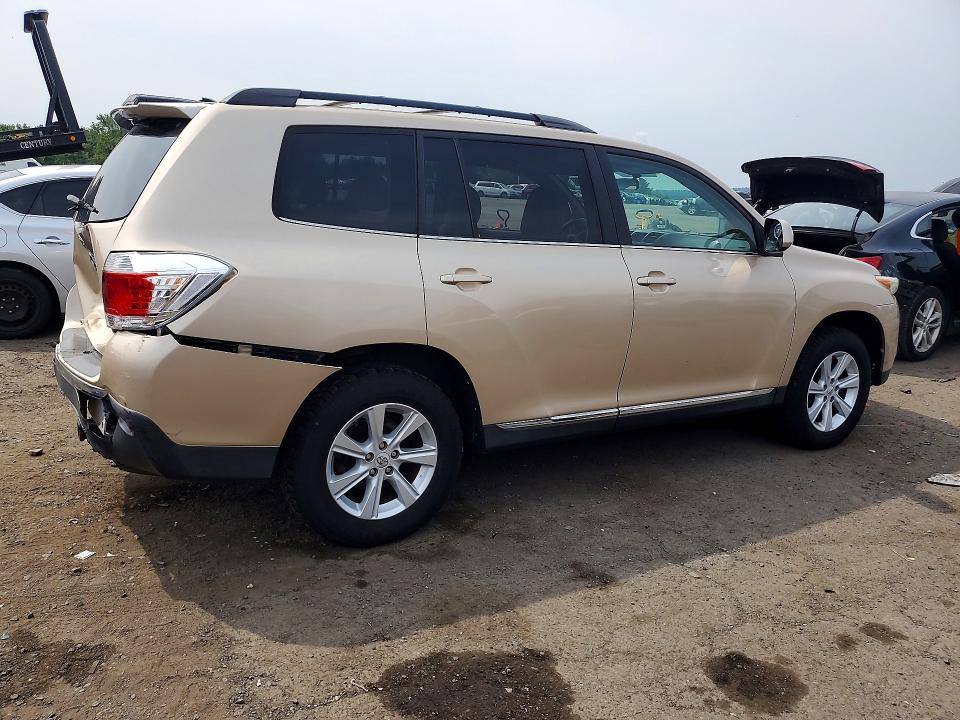 Photo 3 from auction – 2011 TOYOTA HIGHLA with VIN 5TDBK3EH1BS042518