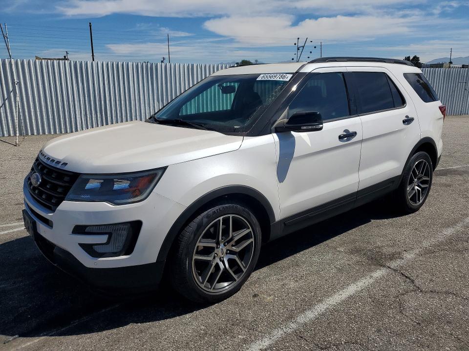 FORD EXPLORER 2017 with VIN 1FM5K8GT5HGA70073 - Photo from auction