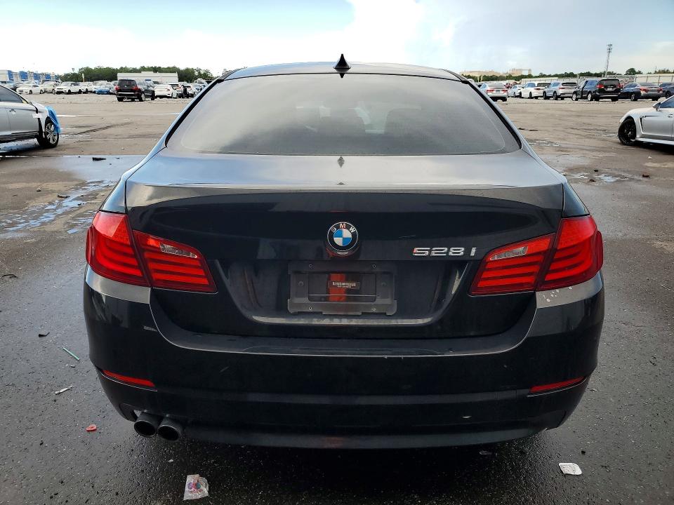 Photo 6 from auction – 2011 BMW 528 with VIN WBAFR1C55BDS36133