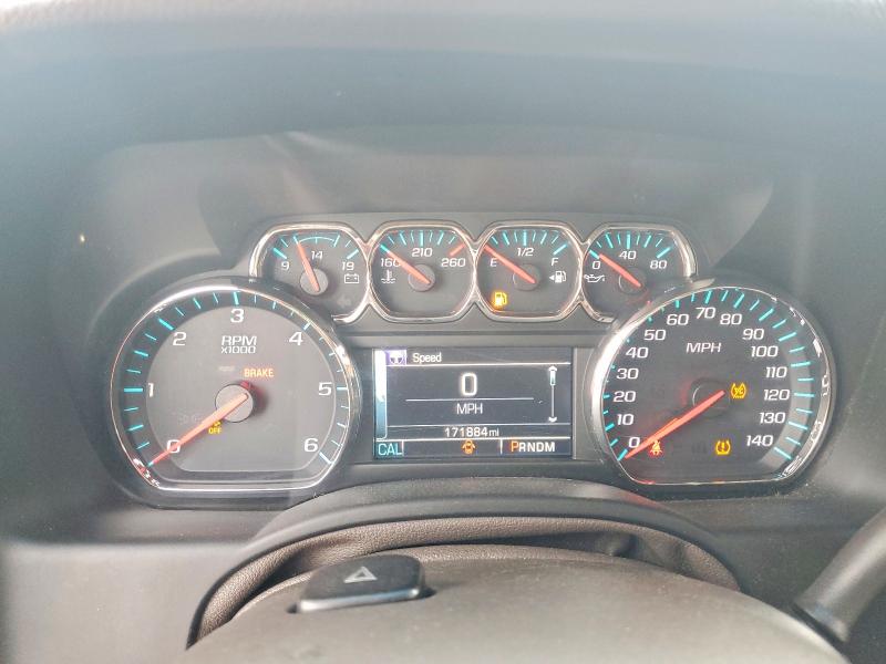 Photo 9 from auction – 2015 CHEVROLET SUBURBAN with VIN 1GNSCJKCXFR628365