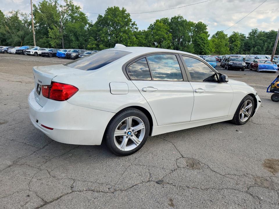 Photo 3 from auction – 2015 BMW 320 with VIN WBA3B1G53FNT63643