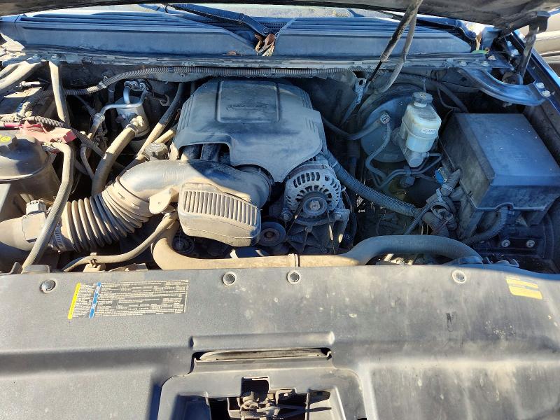 Photo 11 from auction – 2011 CADILLAC ESCALADE with VIN 3GYT4MEF7BG170645