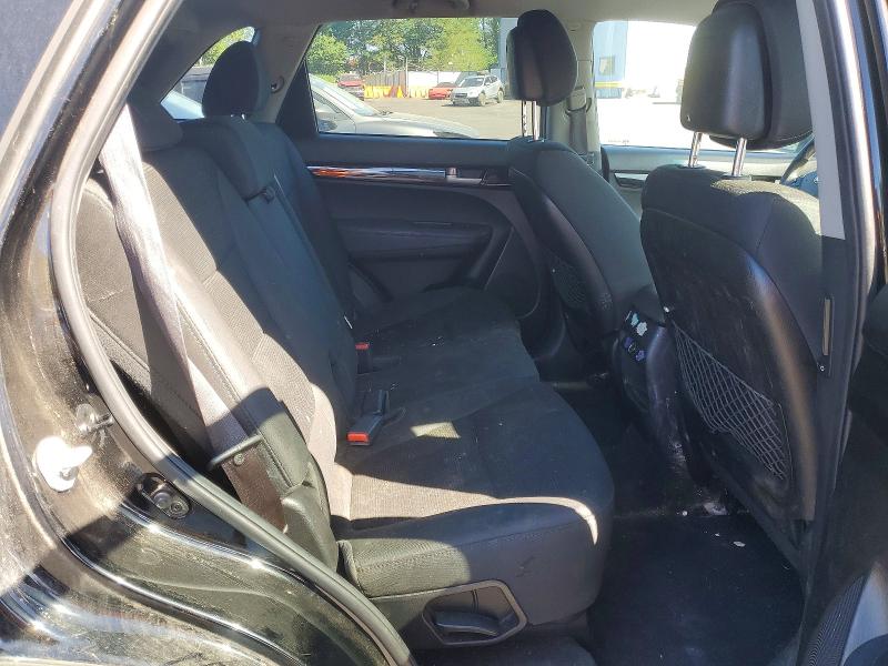 Photo 10 from auction – 2015 KIA SORENTO with VIN 5XYKTDA75FG610630