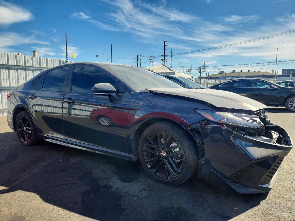 Photo 4 from auction – 2026 TOYOTA CAMRY with VIN 4T1DAACK4TU219117