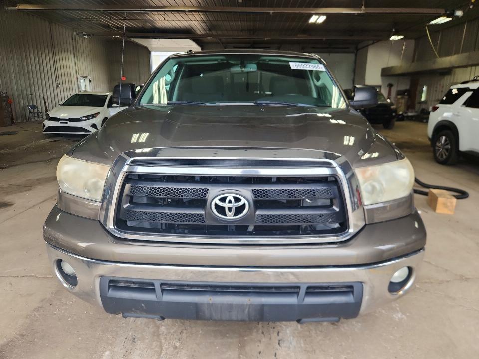 Photo 5 from auction – 2011 TOYOTA TUNDRA with VIN 5TFUM5F19BX021345