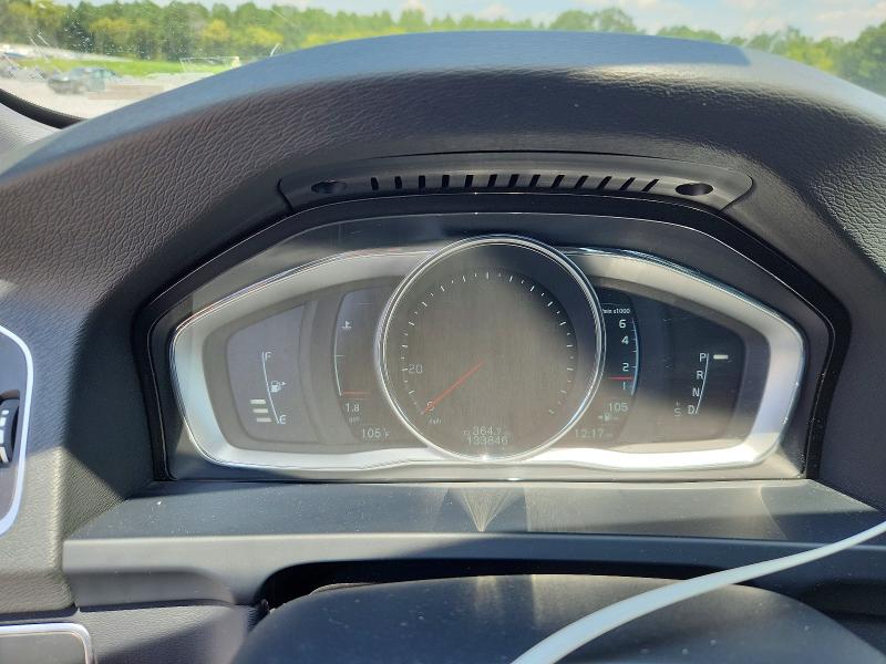 Photo 9 from auction – 2016 VOLVO S60 with VIN YV1612TK8G2400624