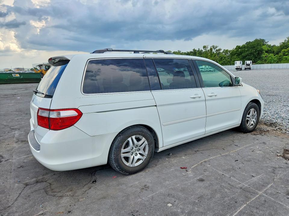 Photo 3 from auction – 2006 HONDA ODYSSEY with VIN 5FNRL38496B401421