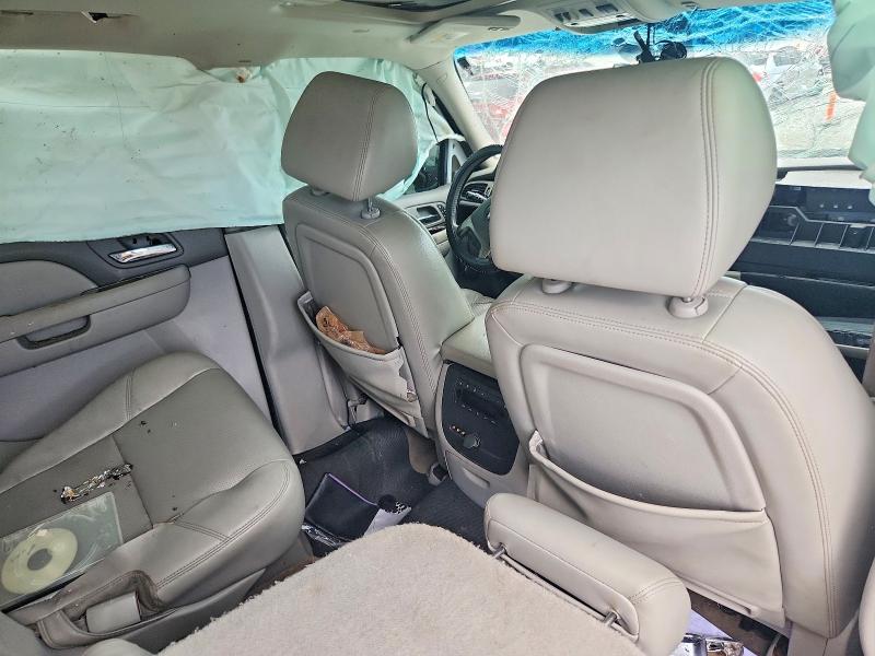 Photo 8 from auction – 2009 CHEVROLET SUBURBAN with VIN 1GNFC360X9R241560