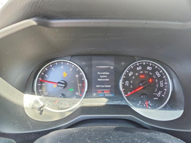 Photo 9 from auction – 2022 TOYOTA RAV4 with VIN 2T3A1RFV9NC289182