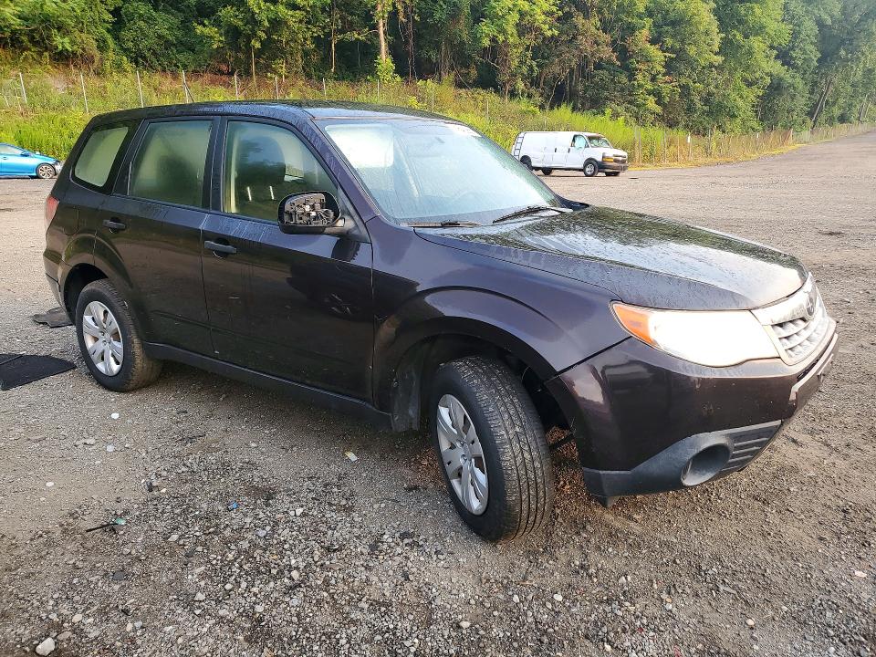Photo 4 from auction – 2013 SUBARU FORESTER with VIN JF2SHAAC5DH439980