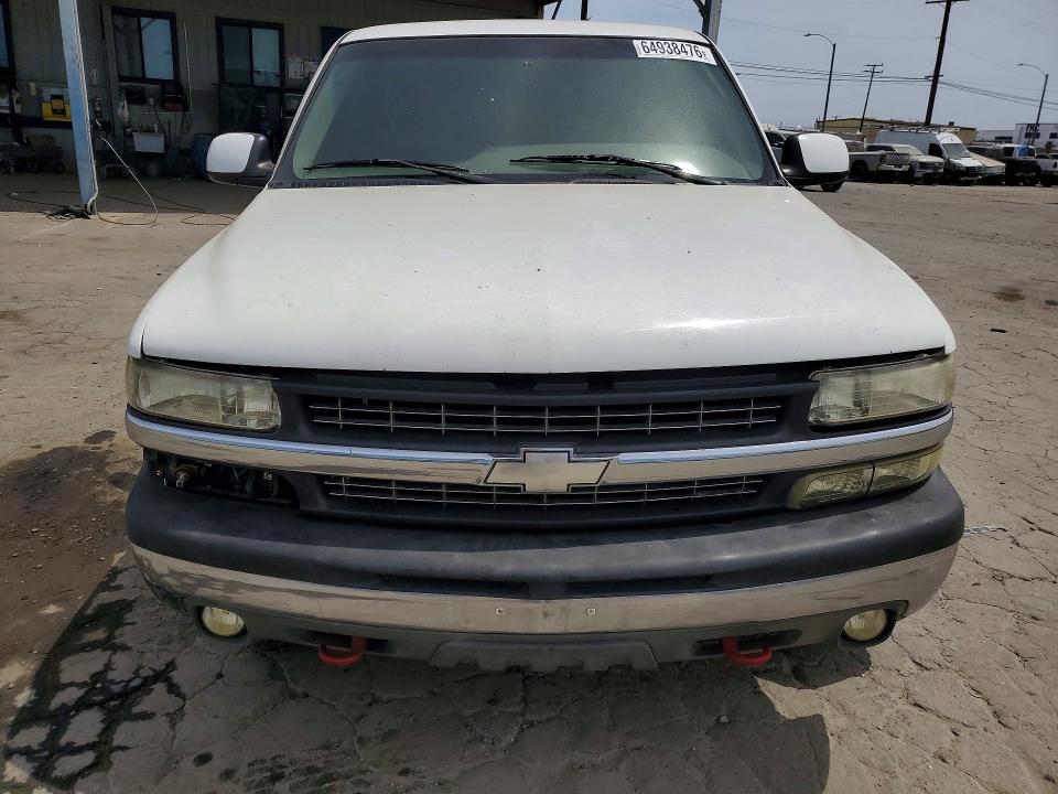 Photo 5 from auction – 2000 CHEVROLET SILVERADO with VIN 1GCEK14T4YZ133555