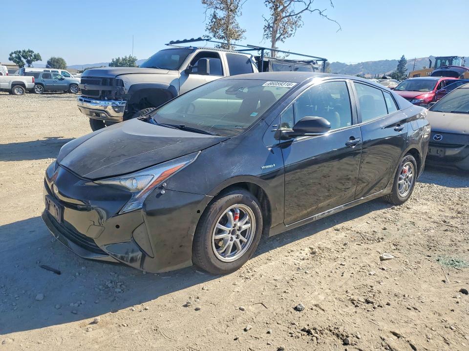 TOYOTA PRIUS 2018 с VIN JTDKBRFU8J3074350 - Снимка от търг