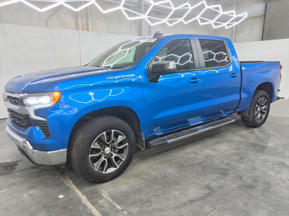 CHEVROLET SILVERADO 2024 مع رقم تعريف المركبة 1GCPACED0RZ208865 - صورة من المزاد