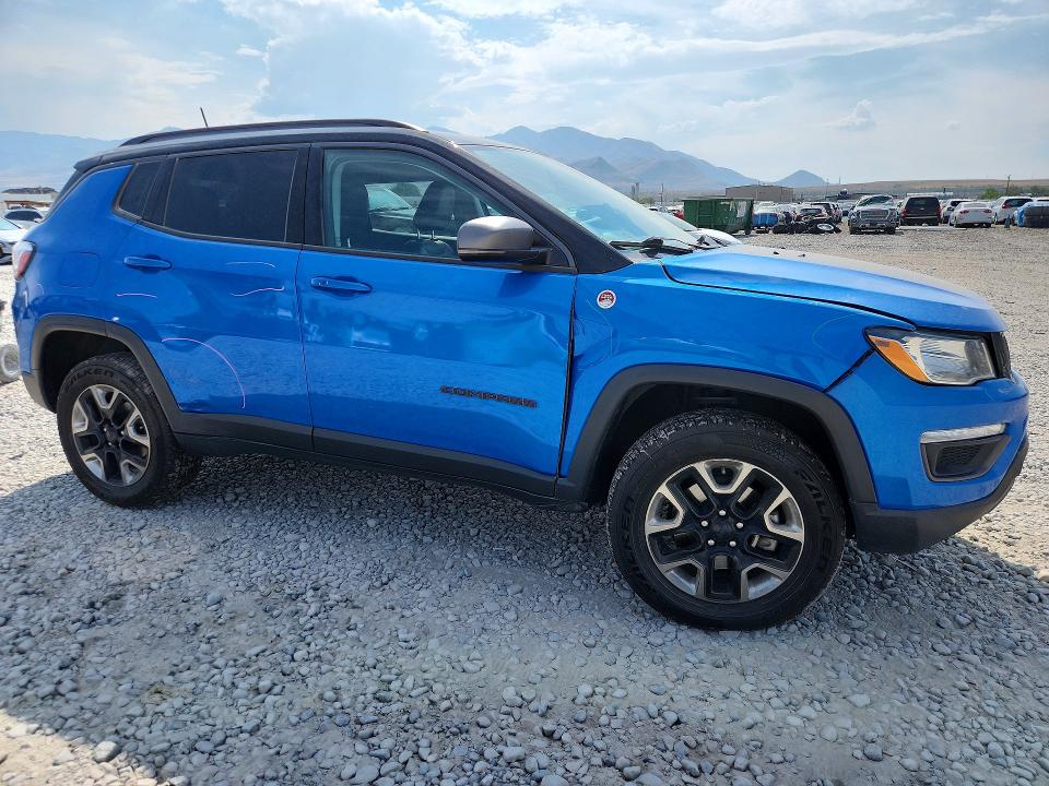 Photo 4 from auction – 2018 JEEP COMPASS with VIN 3C4NJDDBXJT232745
