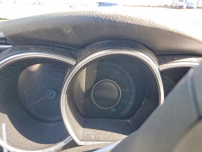Photo 9 from auction – 2015 KIA OPTIMA with VIN 5XXGM4A74FG464745