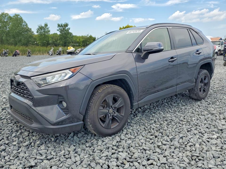 TOYOTA RAV4 2020 with VIN JTMP1RFV0LJ027815 - Photo from auction