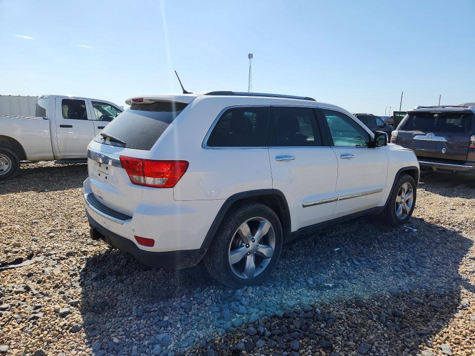 Photo 3 from auction – 2013 JEEP GRAND CHEROKEE with VIN 1C4RJECT8DC647211