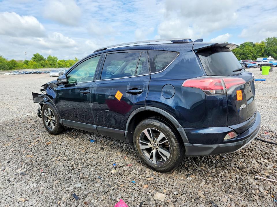 Photo 2 from auction – 2017 TOYOTA RAV4 with VIN JTMWFREV7HD094559