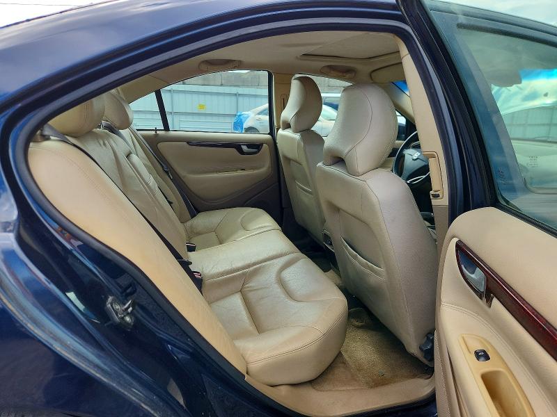 Foto 10 de la subasta – 2004 VOLVO S60 con VIN YV1RS61T142324317